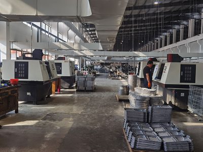 furnizuesi i strehimit me dritë LED